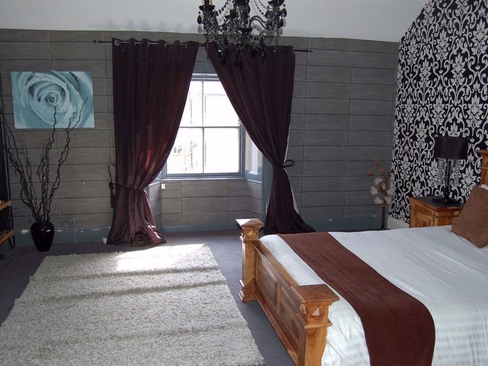 Schooner Hotel Алнмут Экстерьер фото